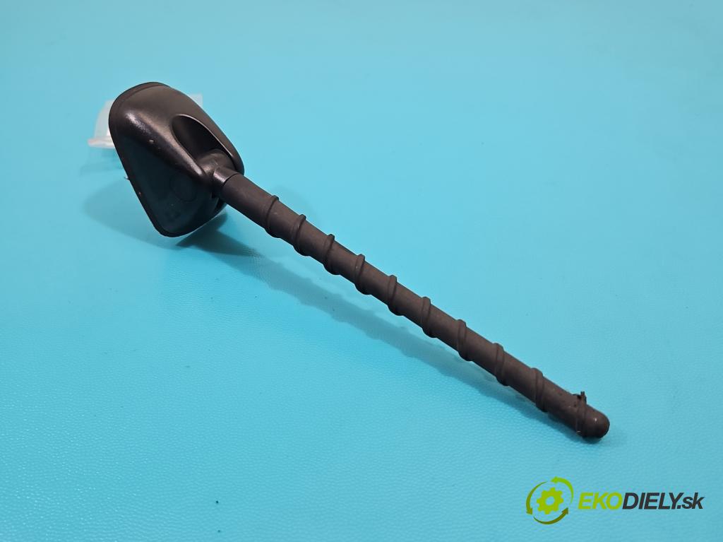 Hyundai I30 I 2007-2012 1.4 16V 109 hp manual 80,2 kW 1396 cm3 5- Antena 