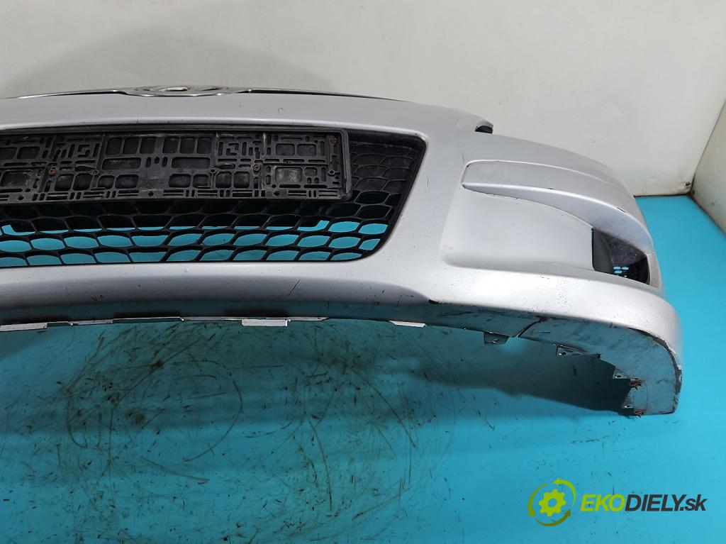Hyundai I30 I 2007-2012 1.4 16V 109 hp manual 80.2 kW 1396 cm3 5- nárazník přední  (Klika dveří ostatní)