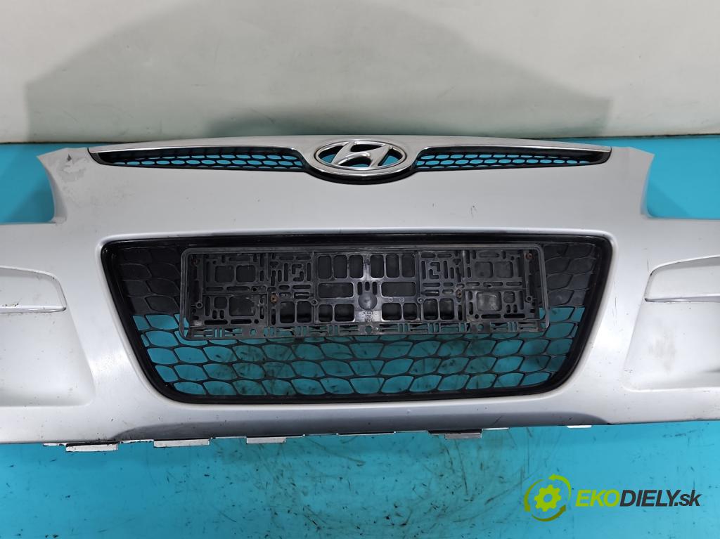 Hyundai I30 I 2007-2012 1.4 16V 109 hp manual 80.2 kW 1396 cm3 5- nárazník přední  (Klika dveří ostatní)