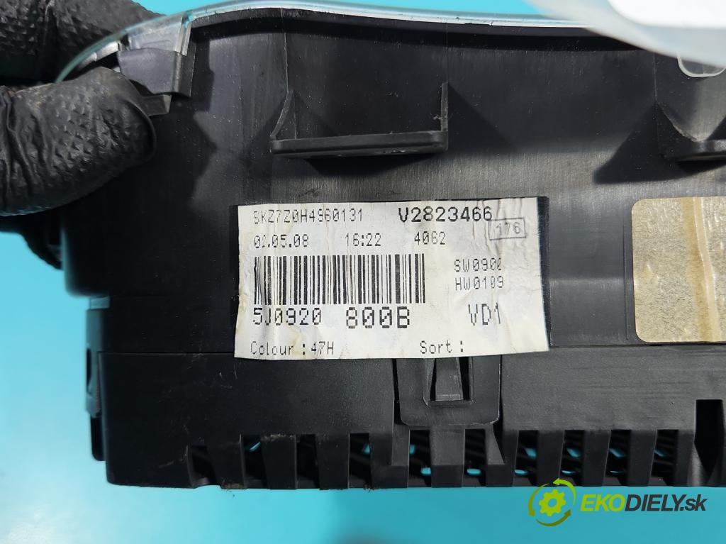 Skoda Fabia II 2007-2014 1.2 12V 69KM manual 51 kW 1198 cm3 5- prístrojovka/ budíky 5J0920800B (Prístrojová doska)