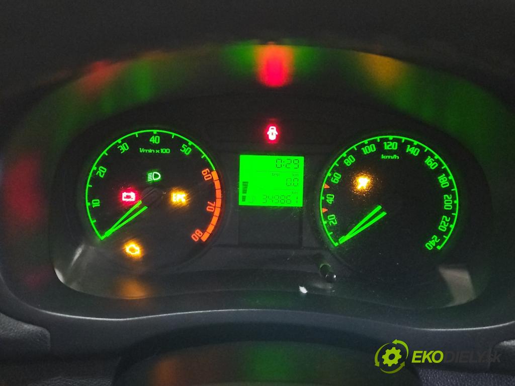 Skoda Fabia II 2007-2014 1.2 12V 69KM manual 51 kW 1198 cm3 5- prístrojovka/ budíky 5J0920800B (Prístrojová doska)