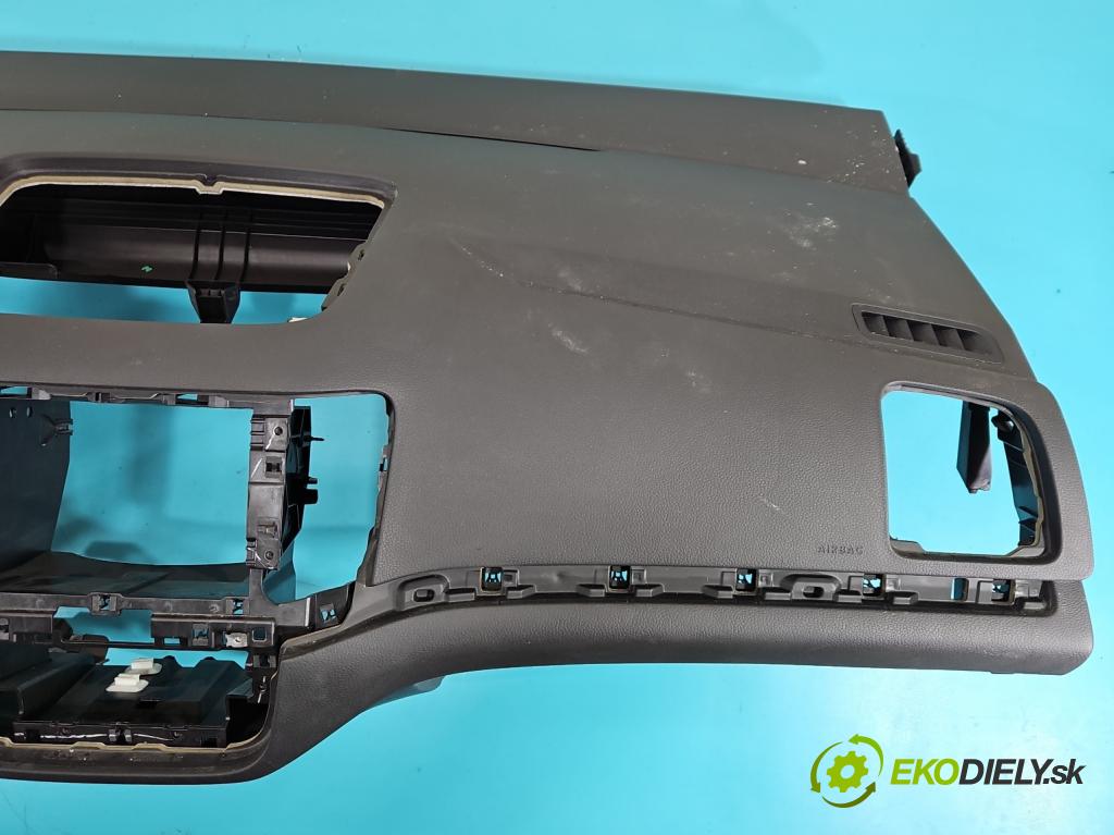 Vw Sharan II 2010-2022 2.0 tdi 177 hp automatic 130 kW 1968 cm3 5- kokpit,přistrojova deska