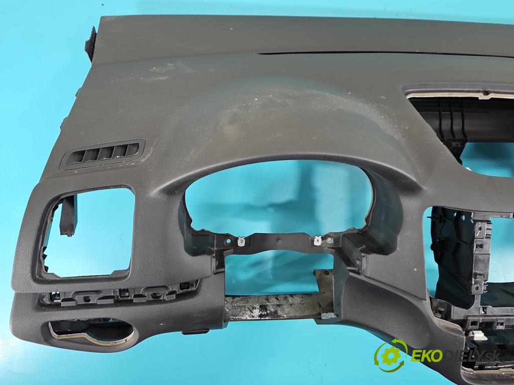 Vw Sharan II 2010-2022 2.0 tdi 177 hp automatic 130 kW 1968 cm3 5- kokpit,přistrojova deska