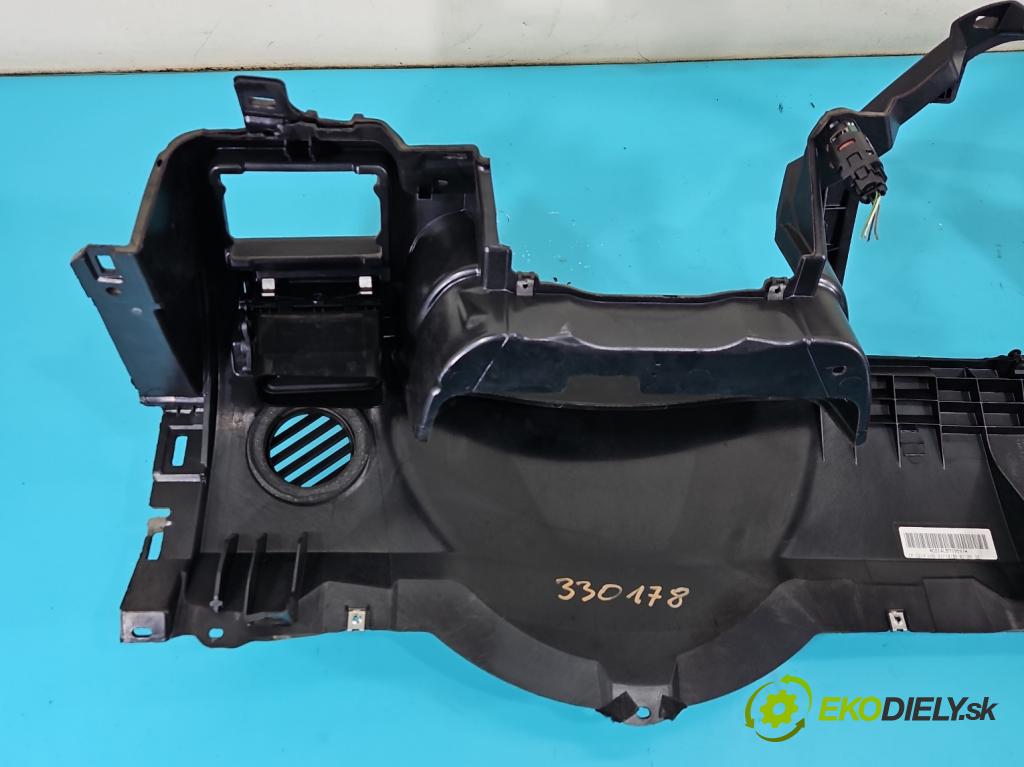 Ford C-Max I 2003-2010 1.8 tdci 116 hp manual 85 kW 1753 cm3 5- kokpit,přistrojova deska