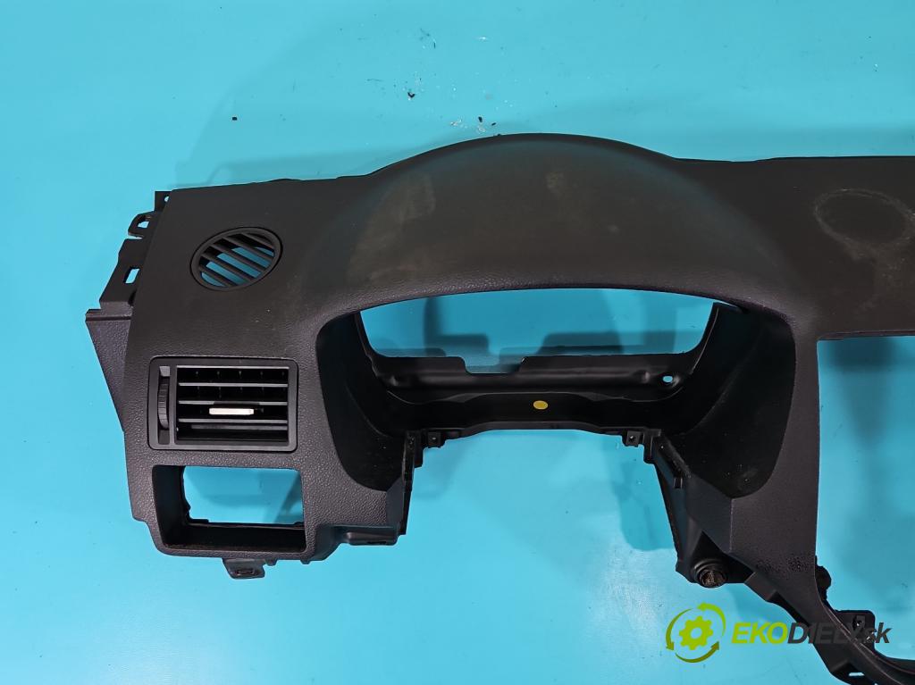 Ford C-Max I 2003-2010 1.8 tdci 116 hp manual 85 kW 1753 cm3 5- kokpit,přistrojova deska