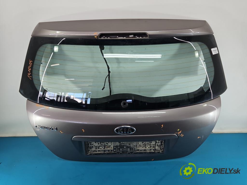Kia Ceed I 2006-2012 1.4 16V 109 hp manual 80 kW 1396 cm3 5- zadní kufrové dveře  (Zadní kapota (kufr))