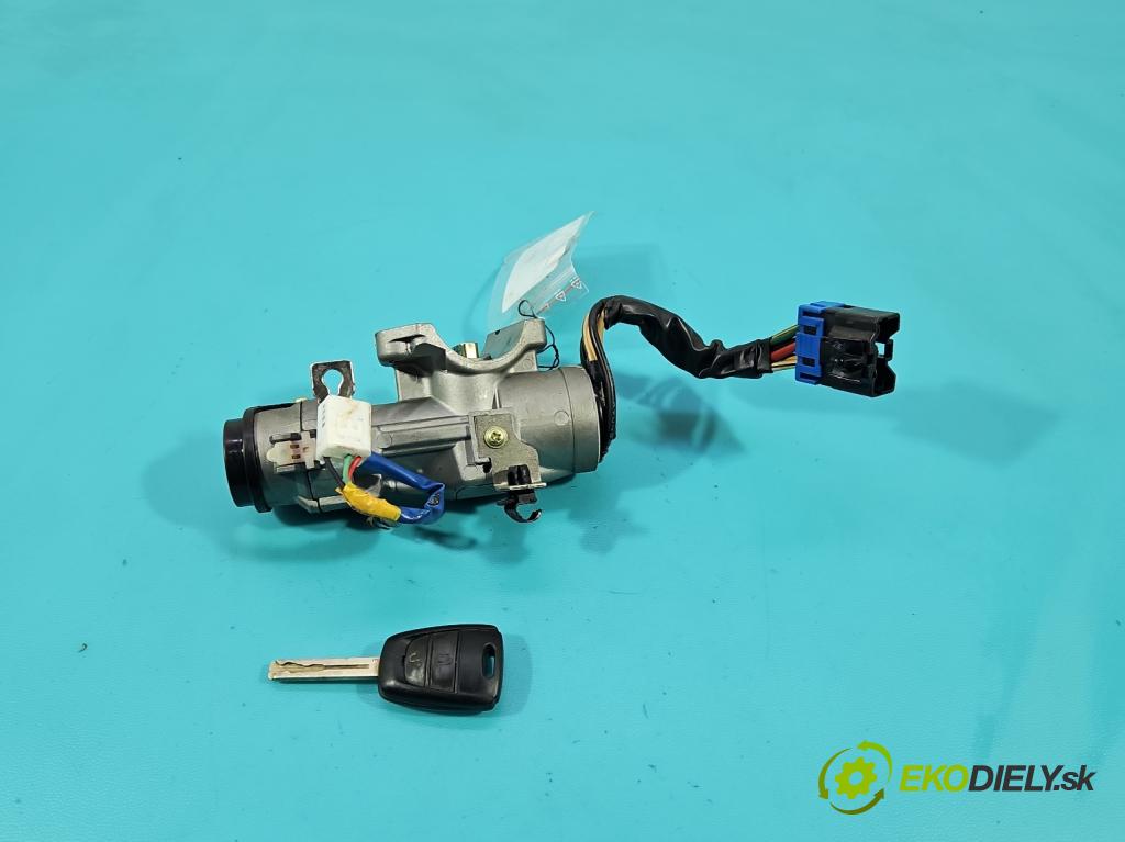 Kia Ceed I 2006-2012 1.4 16V 109 HP manual 80 kW 1396 cm3 5- Spínačka (Spínacia skrinka)