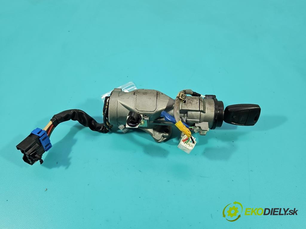 Kia Ceed I 2006-2012 1.4 16V 109 HP manual 80 kW 1396 cm3 5- Spínačka  (Spínacia skrinka)