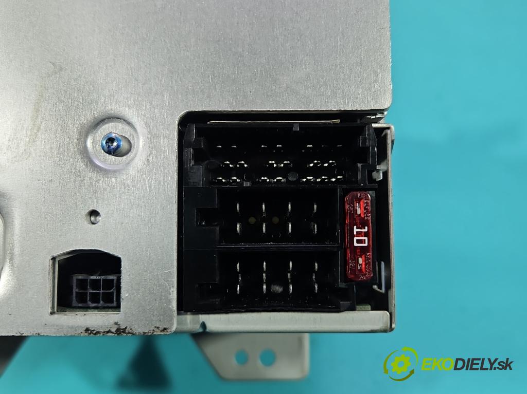 Kia Ceed I 2006-2012 1.4 16V 109 HP manual 80 kW 1396 cm3 5- Radio originál X96140-1H500