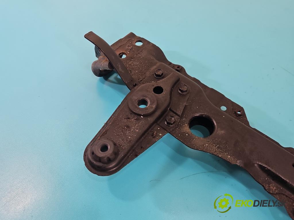 Suzuki SX4 S-Cross 2013-2021 1.4 T 140 hp manual 103 kW 1373 cm3 5- stěna přední  (Přední výztuha)