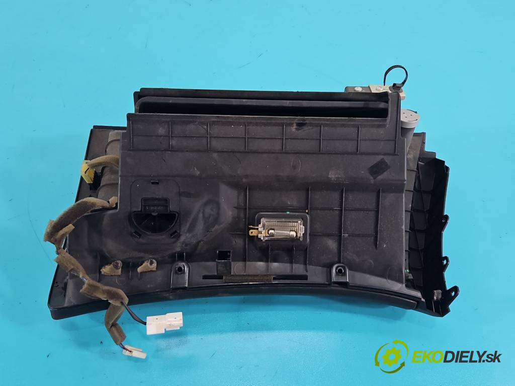 Kia Ceed I 2006-2012 1.4 16V 109 hp manual 80 kW 1396 cm3 5- kastlík 84760-1H000