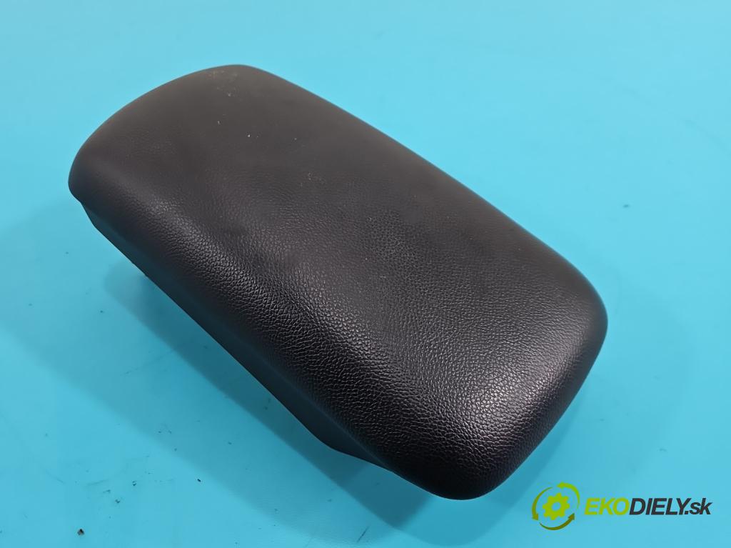 Kia Ceed I 2006-2012 1.4 16V 109 HP manual 80 kW 1396 cm3 5- operadlo  (Lakťová opierka)