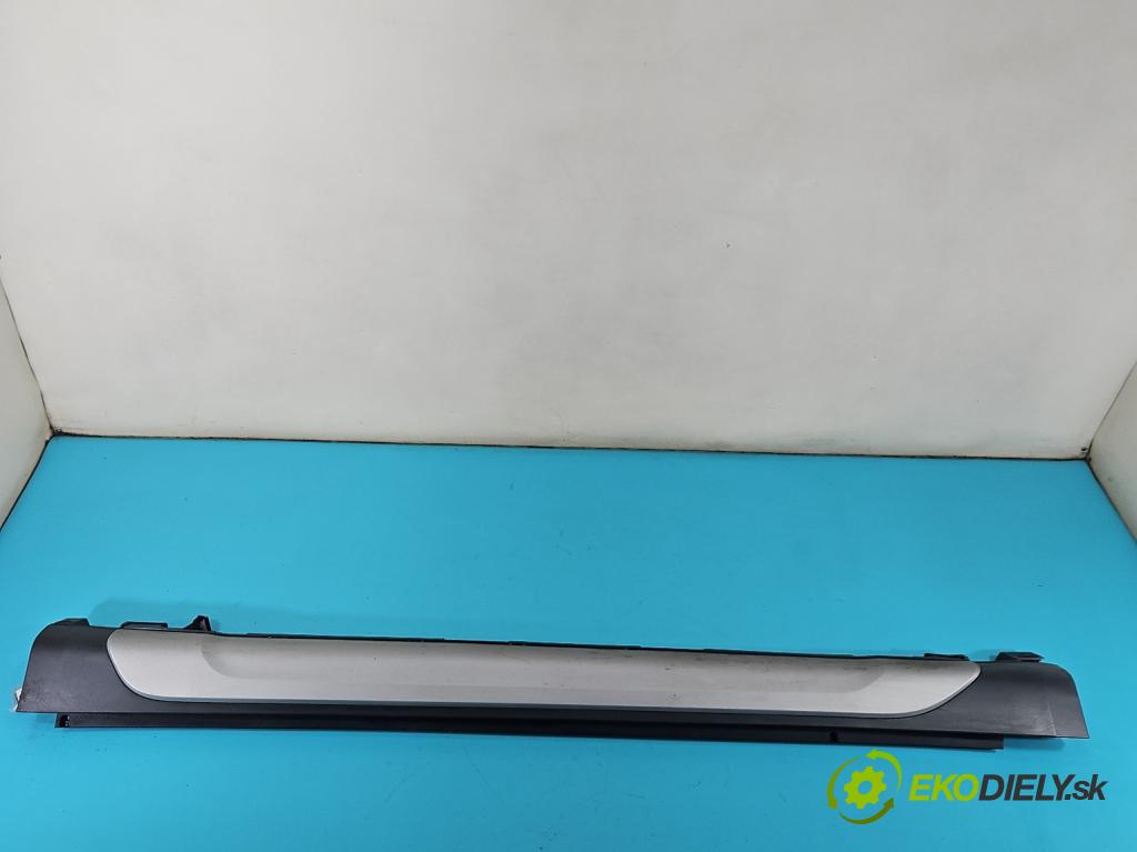 Suzuki SX4 S-Cross 2013-2021 1.4 T 140 hp manual 103 kW 1373 cm3 5- lišta práh: levé 77242-61M (Prahová lišta)