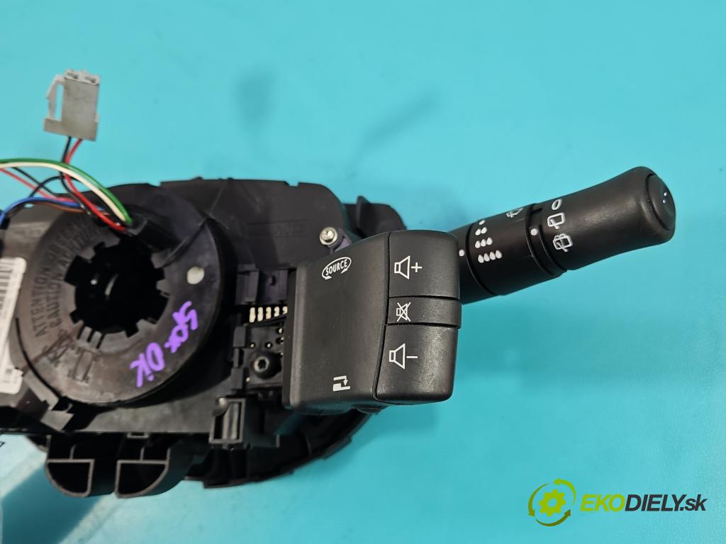 Renault Megane II 2003-2008 1.5 dci 82 HP manual 60 kW 1461 cm3 5- prepínač komplex: 820021646 (Prepínacie páčky pod volantom)