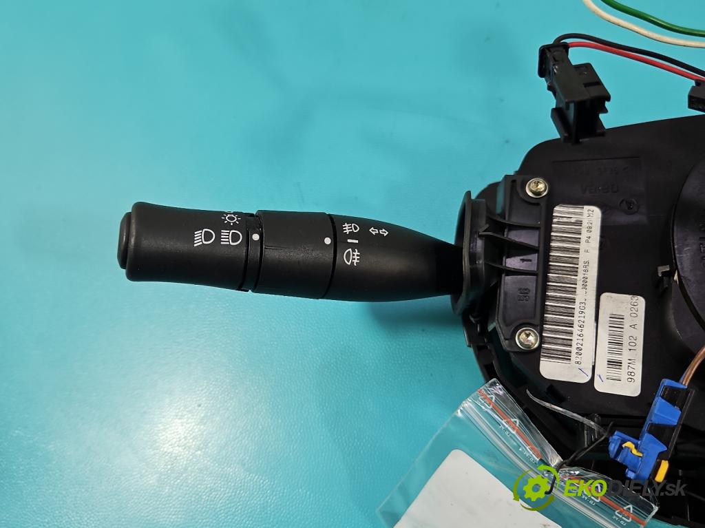 Renault Megane II 2003-2008 1.5 dci 82 HP manual 60 kW 1461 cm3 5- prepínač komplex: 820021646 (Prepínacie páčky pod volantom)