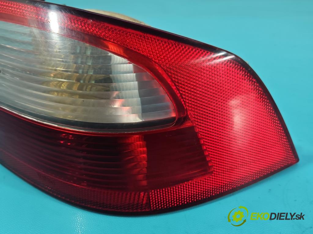 Renault Laguna II 2001-2007 1.9 dci 120 hp manual 88 kW 1870 cm3 5- světlo zadní pravé  (Klika dveří ostatní)