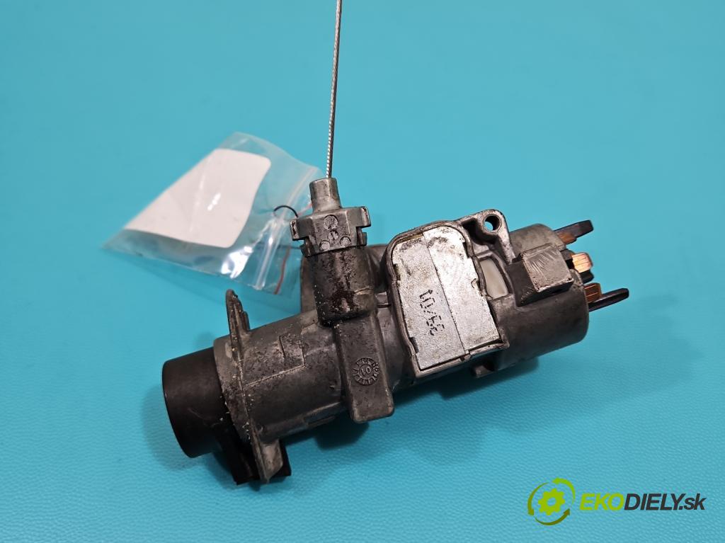 Vw Golf IV 1997-2003 1.9 tdi 131 HP automatic 96 kW 1896 cm3 5- Spínačka 4B0905851B (Spínacia skrinka)