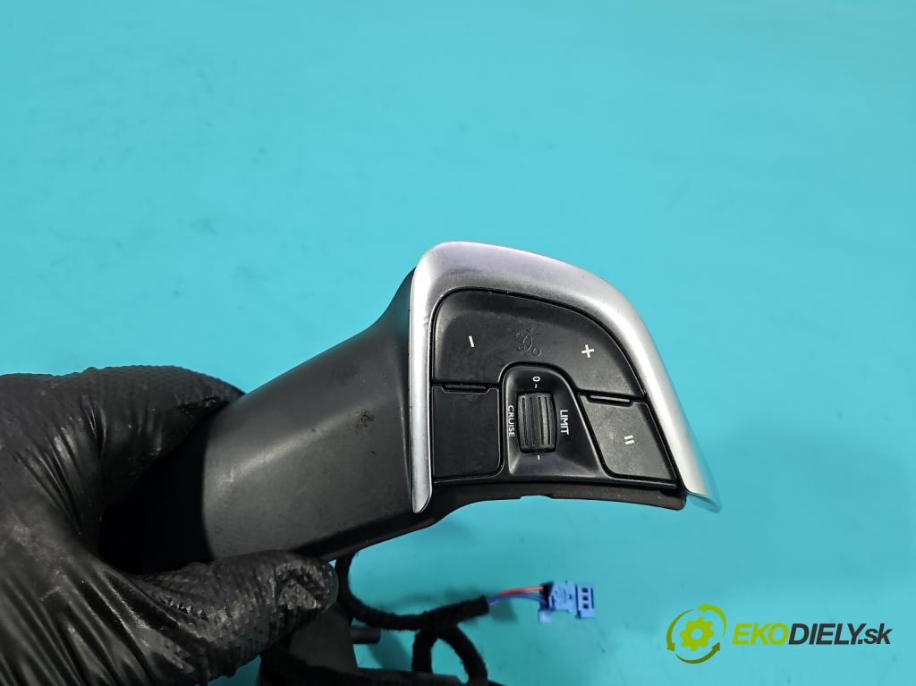 Citroen C4 II 2010-2017 1.4 16V 95 HP manual 70 kW 1397 cm3 5- prepínač multifunkční: řízení: 96720447ZD (Prepínacie páčky pod volantom)