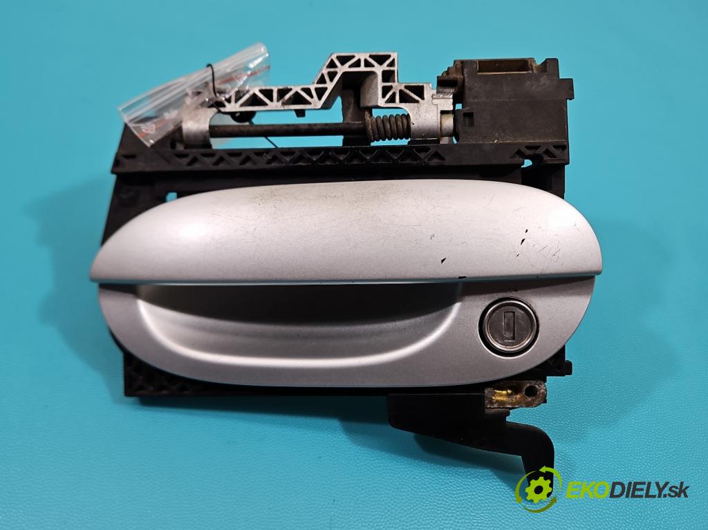 Bmw 5 E39 1996-2003 3.0d 193 hp automatic 142 kW 2926 cm3 5- klika přední levé  (Vnější přední levá klika dveří)