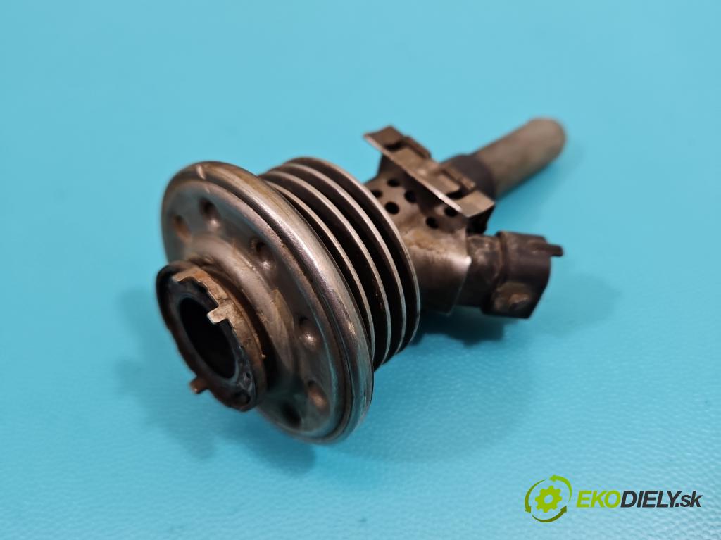 Vw Sharan II 2010-2022 2.0 tdi 177 HP automatic 130 kW 1968 cm3 5- vstrek 3C0131113C (Vstrekovač paliva)