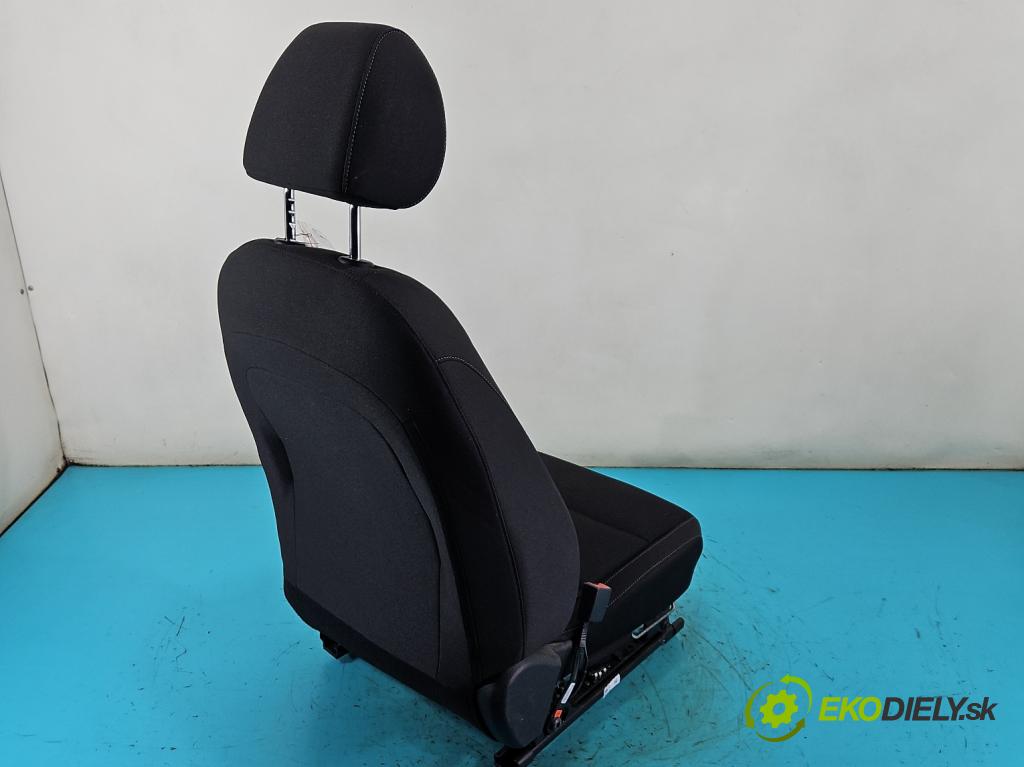 Kia Rio IV 2016-2023 1.2 16V 84KM manual 61.8 kW 1197 cm3 5- Sedačka ľavý (Sedadlo)