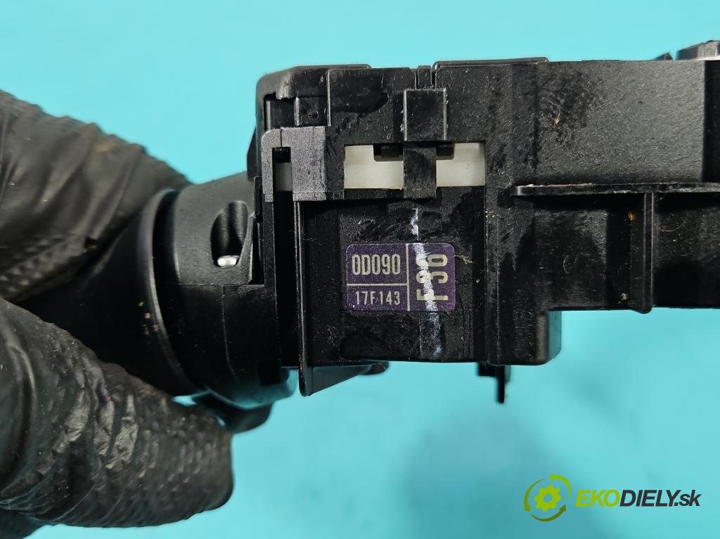Toyota Yaris II 2005-2011 1.4 D4D 90 HP automatic 66 kW 1364 cm3 5- prepínač komplex: 0D09017F143 (Prepínacie páčky pod volantom)