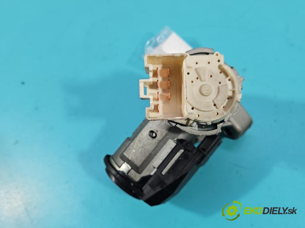 Toyota Yaris II 2005-2011 1.4 D4D 90 HP automatic 66 kW 1364 cm3 5- Spínačka N0502241/256B (Spínacia skrinka)