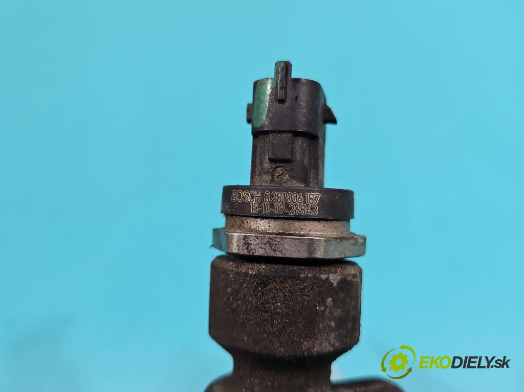 Nissan X-trail II T31 2008-2013 2.0 dci 173KM manual 127 kW 1995 cm3 5- lišta vstřikovací H8200610770 (Vstřikovací lišta)