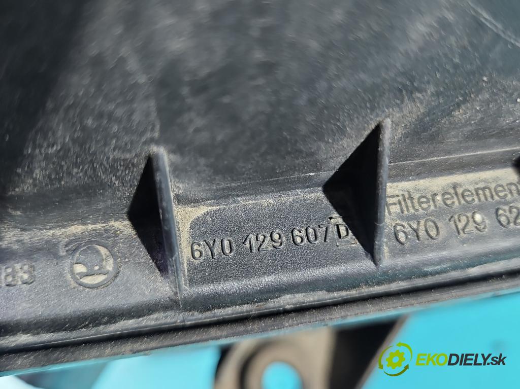 Skoda Fabia II 2007-2014 1.2 12V 69KM manual 51 kW 1198 cm3 5- obal filtra vzduchu 6Y0129607D (Obal vzduchového filtra)