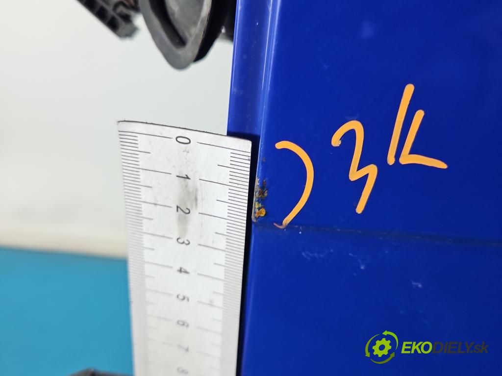 Skoda Fabia II 2007-2014 1.2 12V 69KM manual 51 kW 1198 cm3 5- dvere zadné ľavé  (Kľučka dverí ostatné)