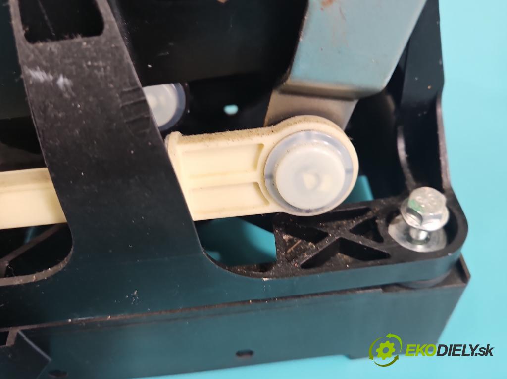 Opel Astra IV 2009-2015 1.6 16v 116 HP manual 85 kW 1598 cm3 5- Páka: Změny: stupeň,rýchlosť 55596533 (Rýchlostná páka (kulisa))