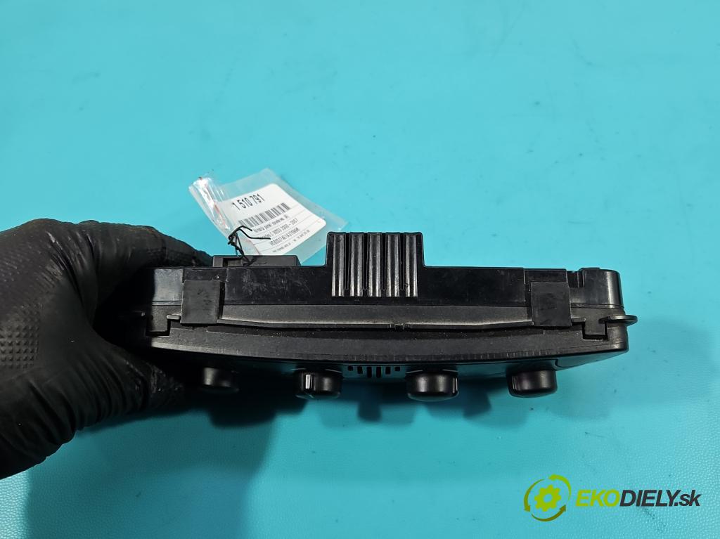 Mercedes C W203 2000-2007 2.0 kompressor 163 hp manual 120 kW 1998 cm3 3- palubní deska panel topení 2038300285