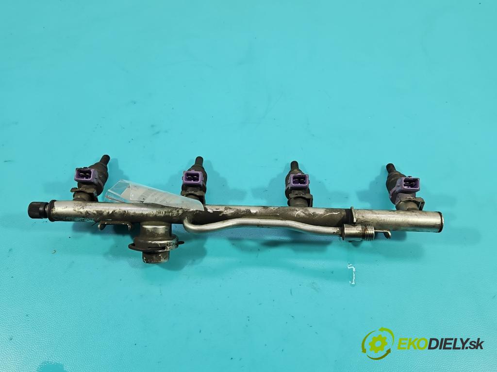 Mercedes C W203 2000-2007 2.0 kompressor 163 HP manual 120 kW 1998 cm3 3- vstrek 0000787249 (Vstrekovač paliva)