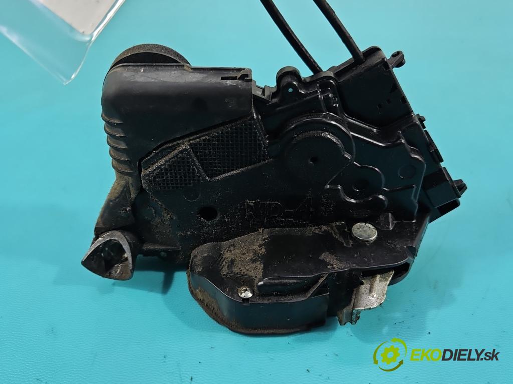 Toyota Yaris II 2005-2011 1.4 D4D 90 HP automatic 66 kW 1364 cm3 5- zámok predné pravý