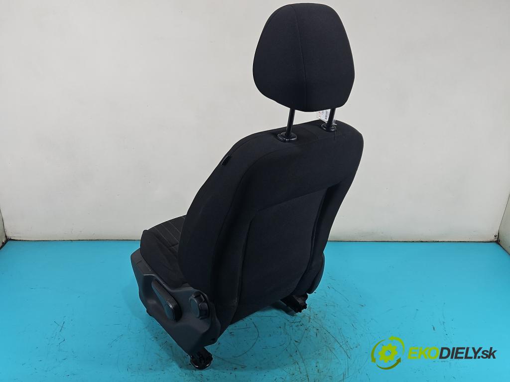 Citroen C4 II 2010-2017 1.4 16V 95 HP manual 70 kW 1397 cm3 5- Sedačka ľavý  (Sedadlo)