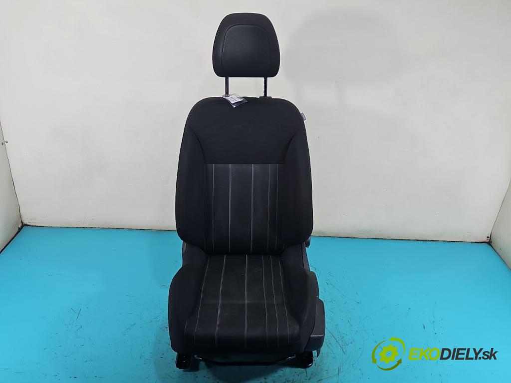 Citroen C4 II 2010-2017 1.4 16V 95 HP manual 70 kW 1397 cm3 5- Sedačka ľavý  (Sedadlo)