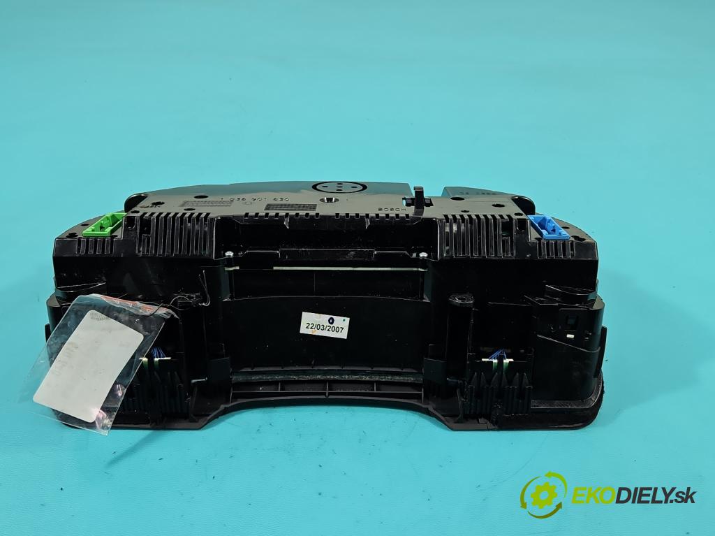 Audi A4 B7 2004-2008 2.0 TFSI 200 HP manual 147 kW 1984 cm3 5- prístrojovka/ budíky 8E0920901J (Prístrojová doska)