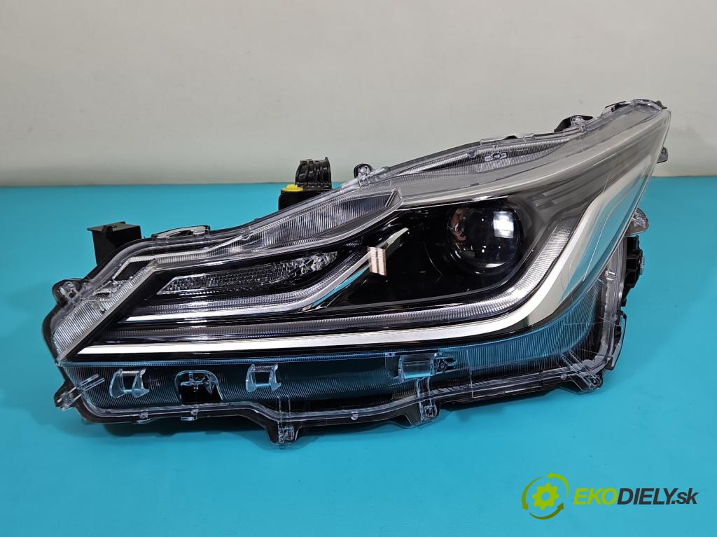 Toyota Corolla E21 2019- 1.8 16V 98 HP automatic 72 kW 1798 cm3 4- Reflektor: ľavý 81185-02T51 (Kľučka dverí ostatné)