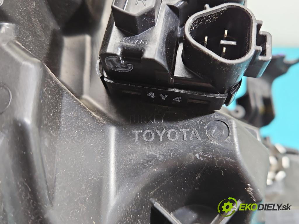 Toyota Corolla E21 2019- 1.8 16V 98 HP automatic 72 kW 1798 cm3 4- Reflektor: ľavý 81185-02T51 (Kľučka dverí ostatné)