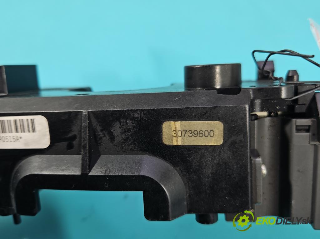 Volvo V70 II 1999-2007 2.4 D5 163 HP automatic 120 kW 2401 cm3 5- prepínač komplex: 30739600 (Prepínacie páčky pod volantom)