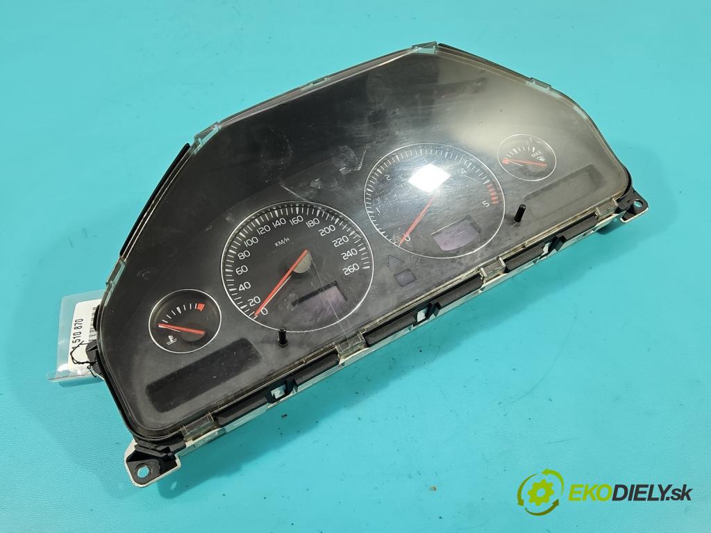 Volvo V70 II 1999-2007 2.4 D5 163 HP automatic 120 kW 2401 cm3 5- prístrojovka/ budíky 30682277 (Prístrojová doska)