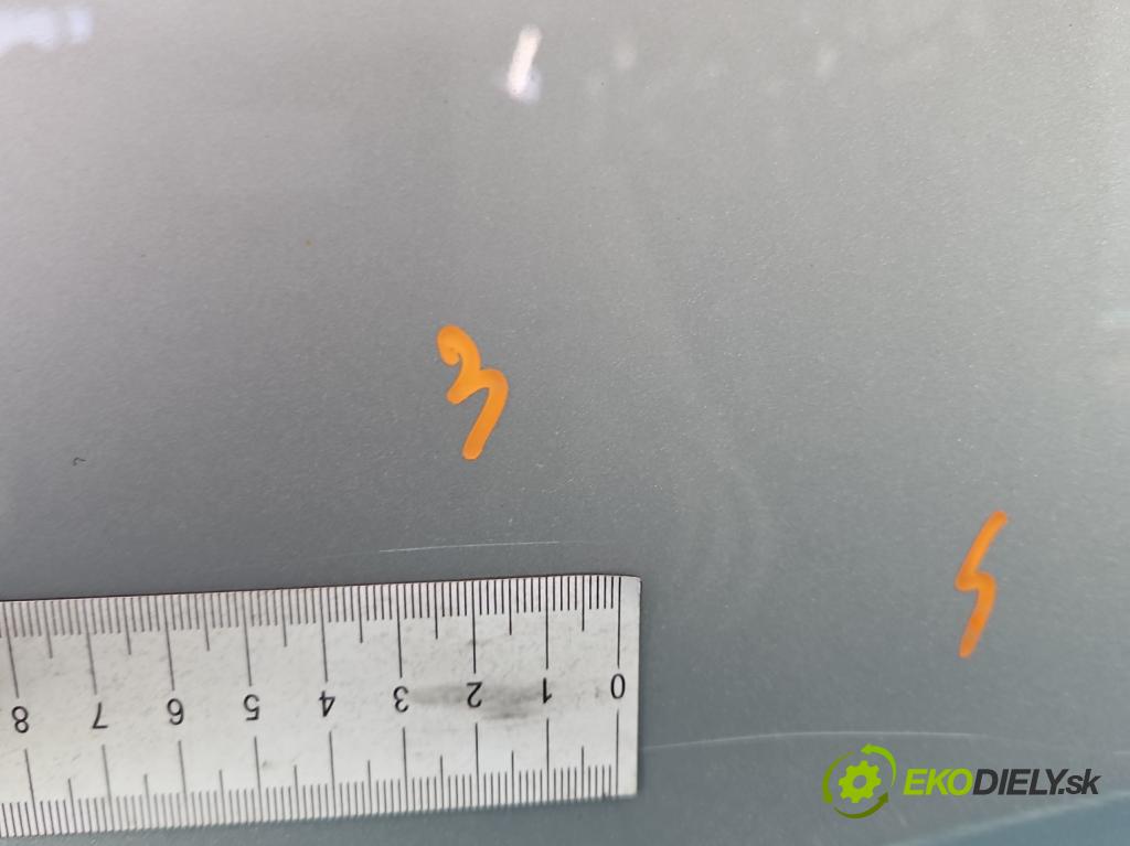 Toyota Auris II 2012-2018 1.6 16V 132  HP manual 97 kW 1598 cm3 5- kapota predná