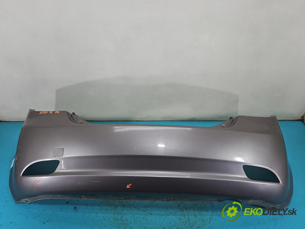 Kia Ceed I 2006-2012 1.4 16V 109 HP manual 80 kW 1396 cm3 5- nárazník zadné  (Kľučka dverí ostatné)