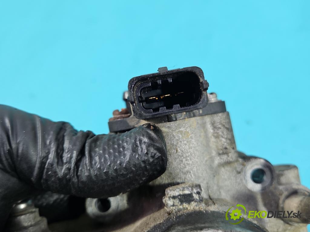 Kia Ceed I 2006-2012 1.4 16V 109 HP manual 80 kW 1396 cm3 5- klapka 35100-2B000 (Škrtiaca klapka)