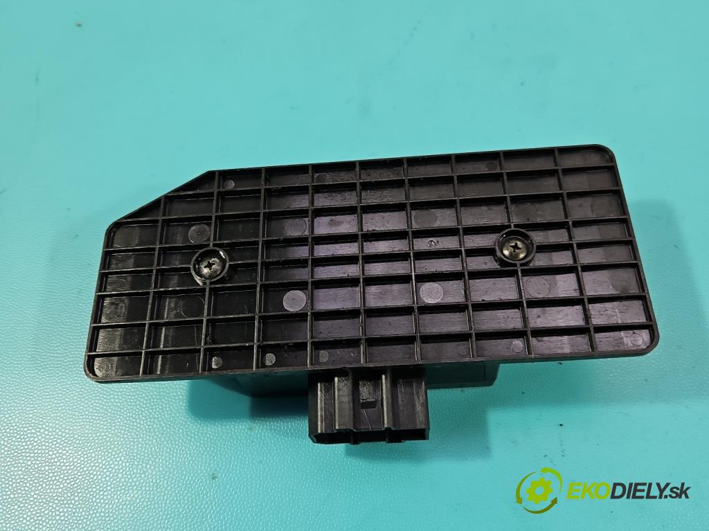 Vw Passat B5 1995-2005 1.8 20V 125 HP manual 92 kW 1781 cm3 4- riadiaca jednotka komfortu 3B0959799