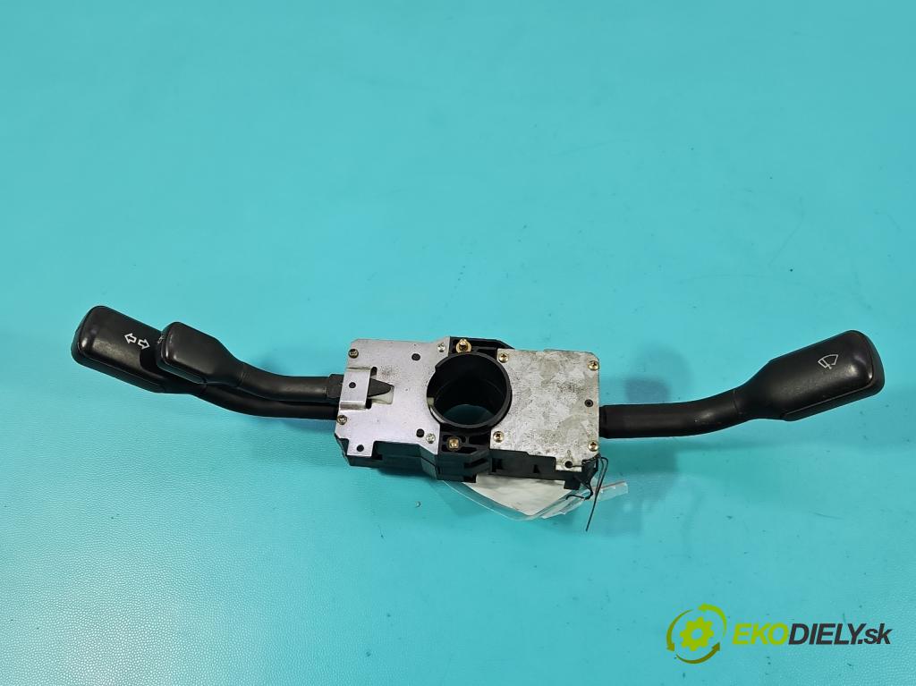 Audi 80 B4 1991-1994 2.0 90 HP manual 66 kW 1984 cm3 4- prepínač komplex: 4A0953503 (Prepínacie páčky pod volantom)