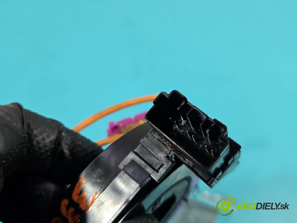 Volvo V70 II 1999-2007 2.4 D5 163 HP automatic 120 kW 2401 cm3 5- Páska: airbag 30669744 (Airbag)