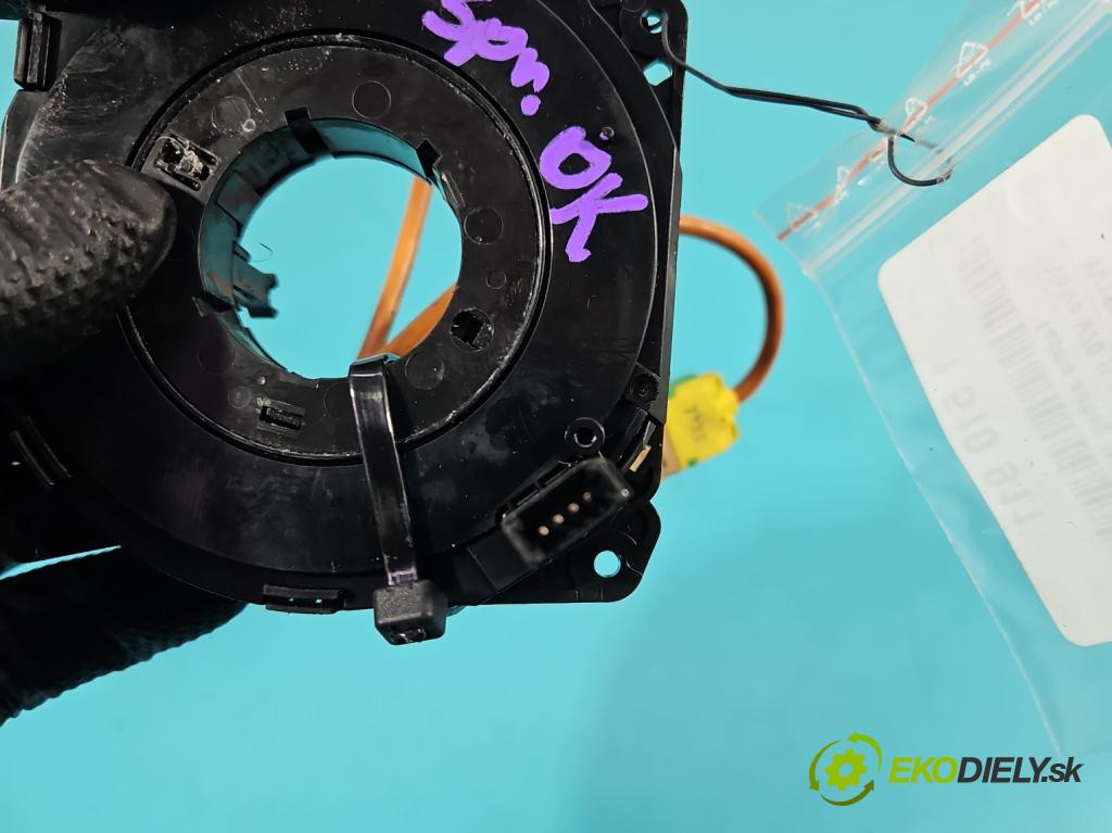 Volvo V70 II 1999-2007 2.4 D5 163 HP automatic 120 kW 2401 cm3 5- Páska: airbag 30669744 (Airbag)