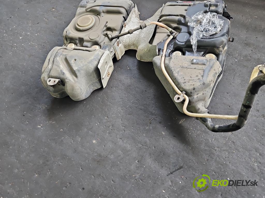 Vw Sharan II 2010-2022 2.0 tdi 177 hp automatic 130 kW 1968 cm3 5- Nádrž: paliva 7N0201060M (Palivová nádrž)