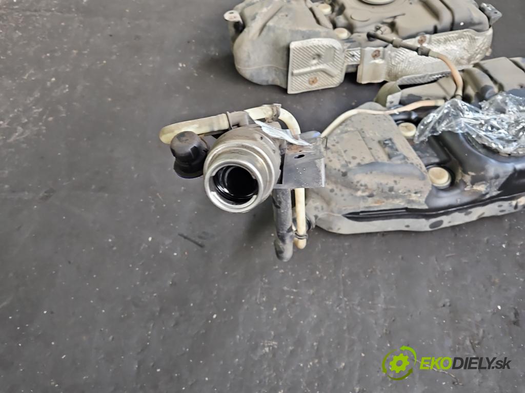 Vw Sharan II 2010-2022 2.0 tdi 177 hp automatic 130 kW 1968 cm3 5- Nádrž: paliva 7N0201060M (Palivová nádrž)